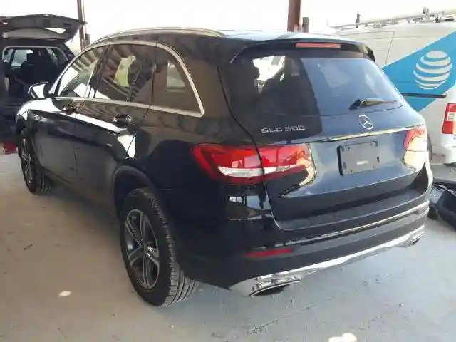 WDC0G4JB0KV119766 2019 MERCEDES-BENZ GLC 300-2