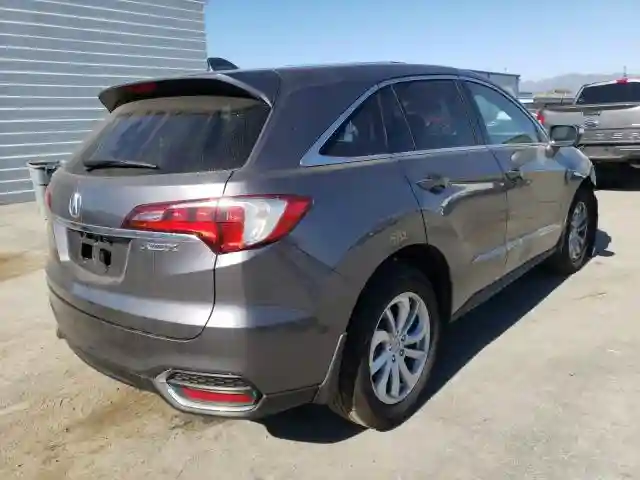 5J8TB3H38JL014978 2018 ACURA RDX-3