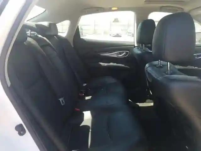JN1BY1AP2FM541686 2015 INFINITI Q70 3.7-5