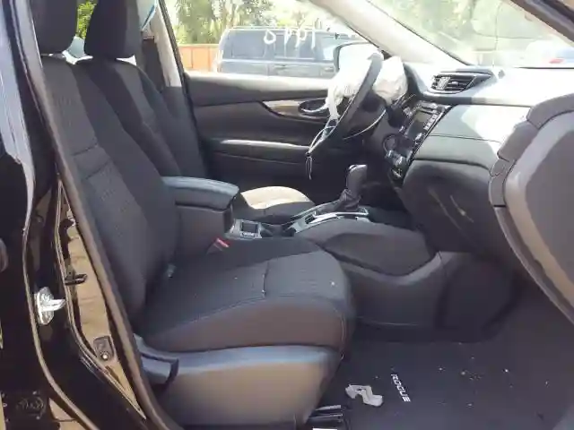 5N1AT2MV0KC843027 2019 NISSAN ROGUE S-4