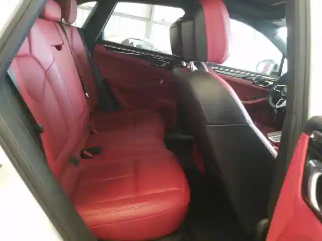 WP1AB2A53HLB14331 2017 PORSCHE MACAN S-5