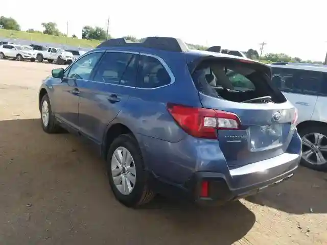 4S4BSAFC8J3270079 2018 SUBARU OUTBACK 2.5I PREMIUM-2