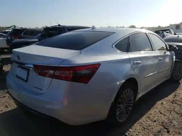 4T1BK1EB0JU269351 2018 TOYOTA AVALON XLE-3