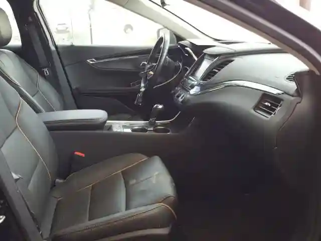 1G1105S3XKU137623 2019 CHEVROLET IMPALA PREMIER-4