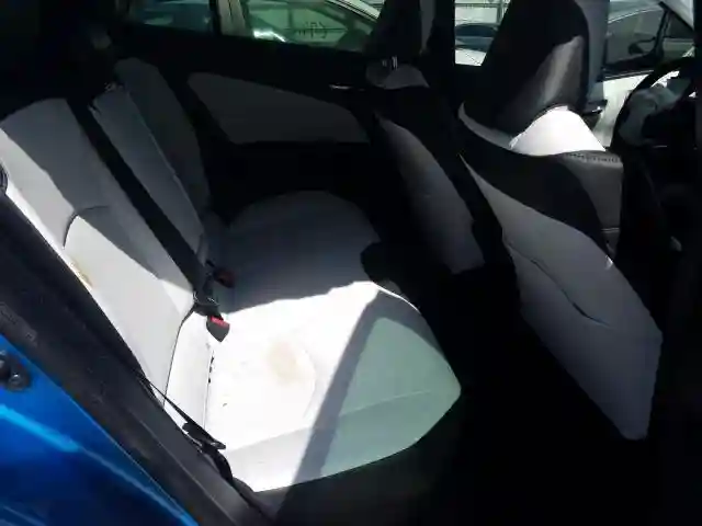 JTDKARFU3K3083459 2019 TOYOTA PRIUS-5