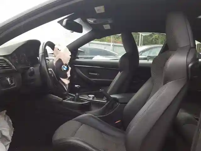 WBS3R9C51GK338559 2016 BMW M4-4
