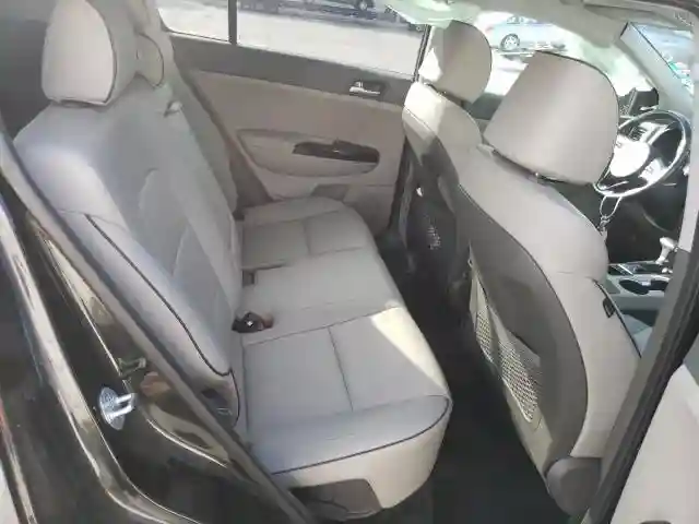 KNDPNCAC7J7381767 2018 KIA SPORTAGE EX-5