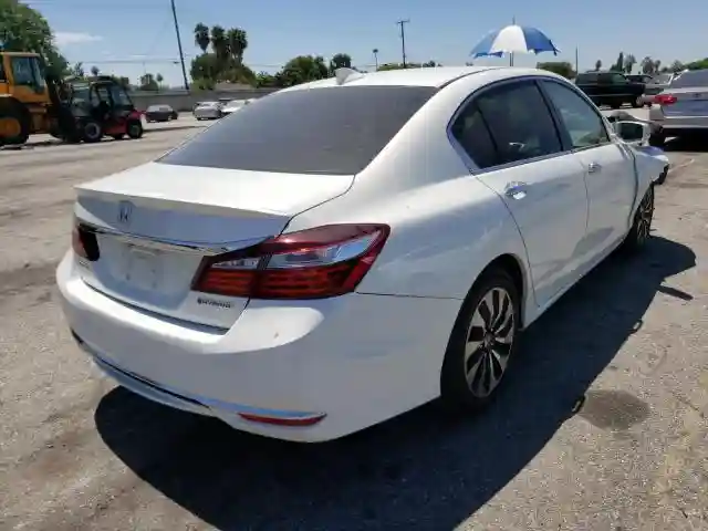JHMCR6F34HC011843 2017 HONDA ACCORD HYBRID-3