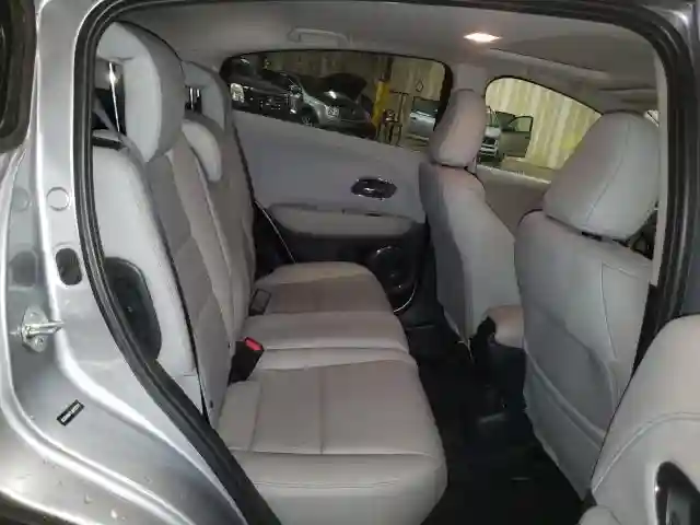 3CZRU6H77JM703331 2018 HONDA HR-V EXL-5