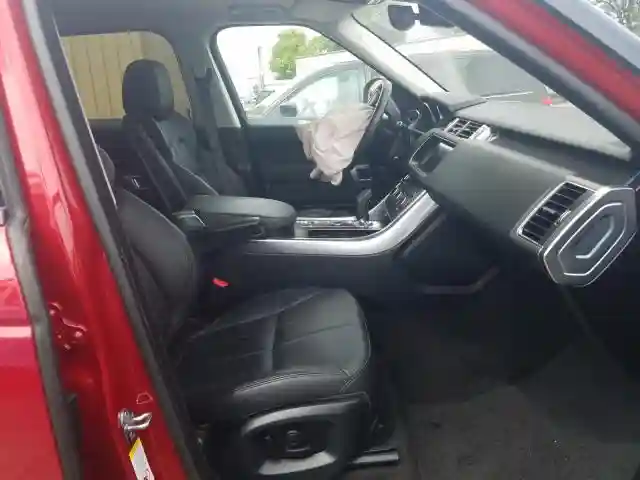SALWG2FV9HA686056 2017 LAND ROVER RANGE ROVER SPORT SE-4