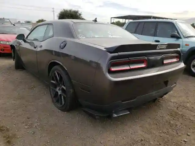 2C3CDZBT5GH119833 2016 DODGE CHALLENGER R/T-2