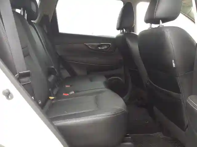 JN8AT2MV2JW348737 2018 NISSAN ROGUE S-5