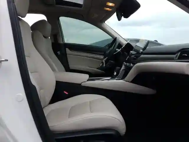 1HGCV1F55JA116315 2018 HONDA ACCORD EXL-4