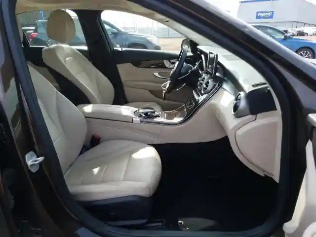 55SWF4KB5GU129747 2016 MERCEDES-BENZ C 300 4MATIC-4