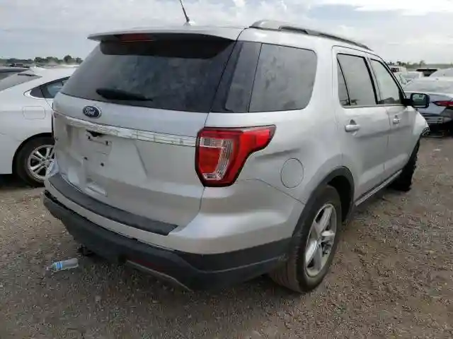 1FM5K7D84KGB47355 2019 FORD EXPLORER XLT-3
