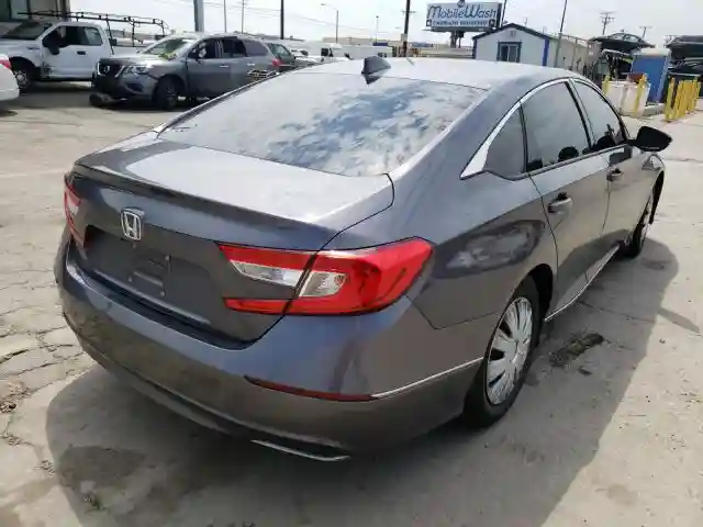 1HGCV1F56JA070557 2018 HONDA ACCORD EXL-3