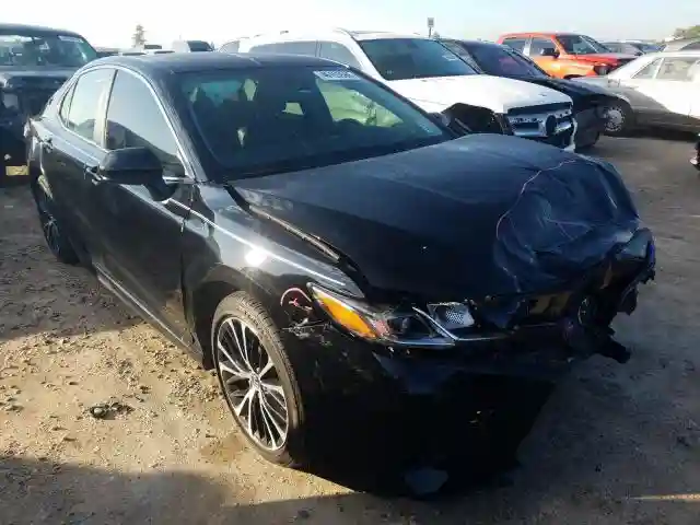 4T1B11HKXKU222182 2019 TOYOTA CAMRY L-0