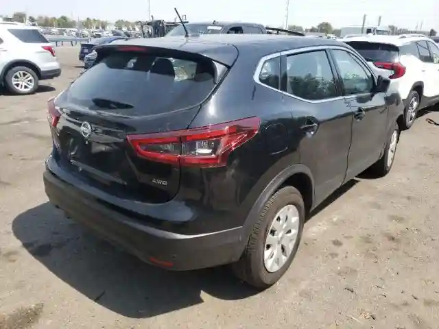 JN1BJ1CW9LW644015 2020 NISSAN ROGUE SPORT S-3