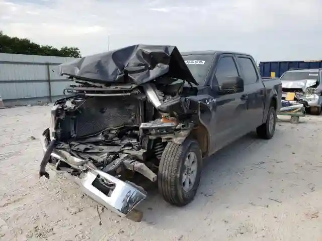 1FTEW1E48KKD57441 2019 FORD F150 SUPERCREW-1