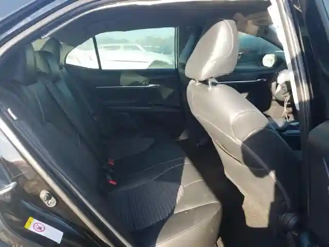 4T1B11HKXKU222182 2019 TOYOTA CAMRY L-5