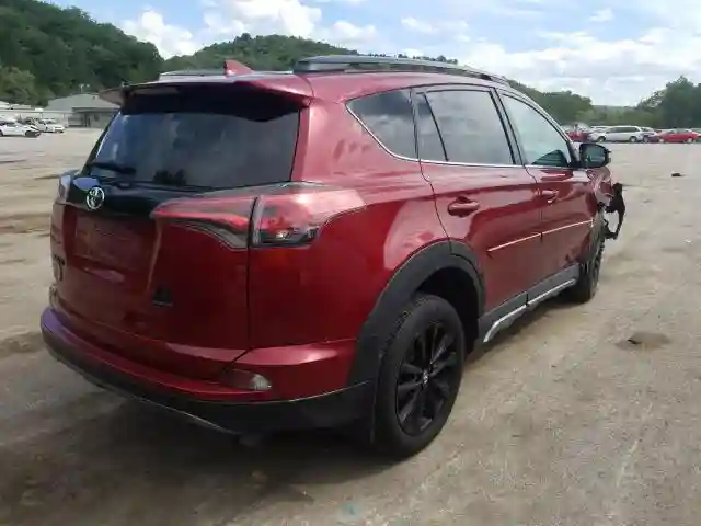 2T3RFREV7JW811015 2018 TOYOTA RAV4 ADVENTURE-3