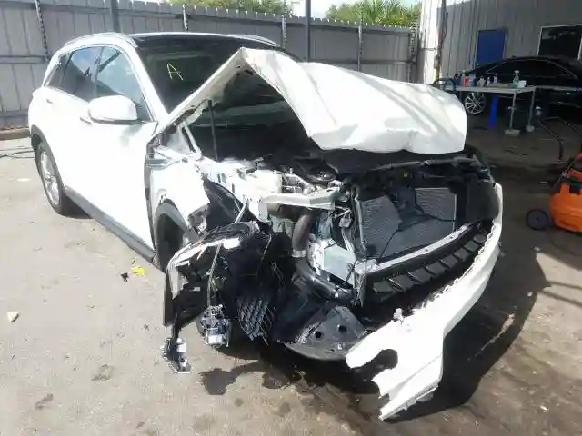 3PCAJ5M15KF132497 2019 INFINITI QX50 ESSENTIAL-0