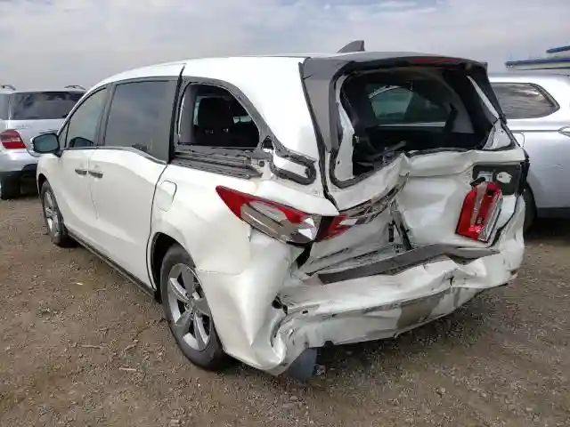 5FNRL6H78JB022995 2018 HONDA ODYSSEY EXL-2