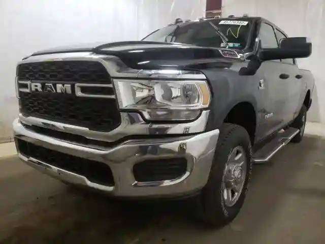 3C63R3CL5KG552965 2019 RAM 3500 TRADESMAN-1