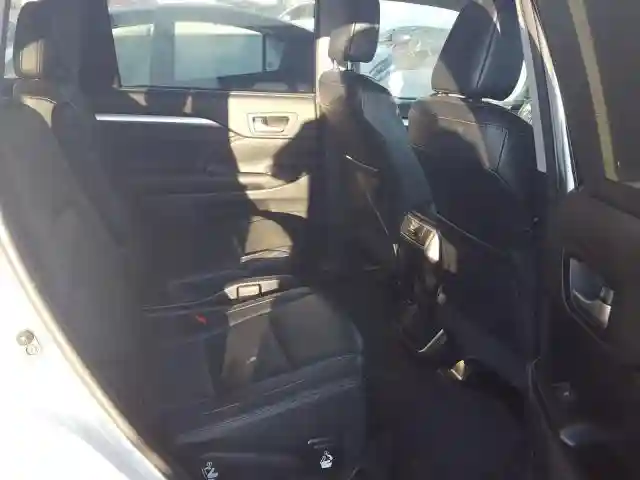 5TDJZRFH7HS364436 2017 TOYOTA HIGHLANDER SE-5