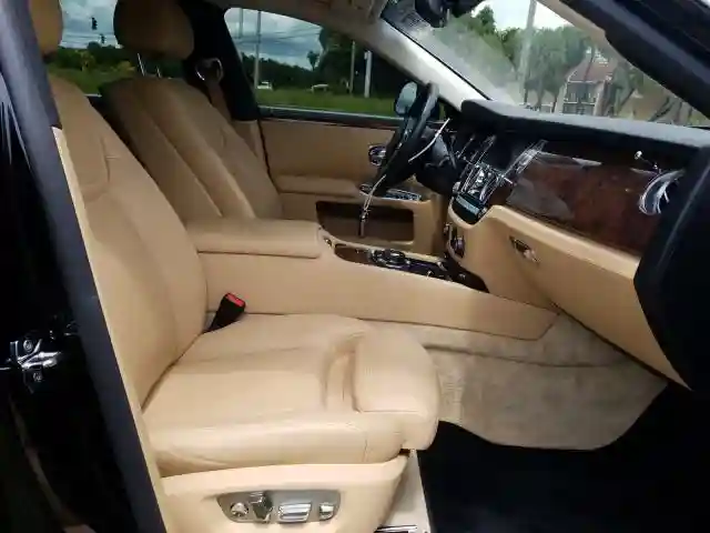 SCA664S5XGUX53635 2016 ROLLS-ROYCE GHOST-4