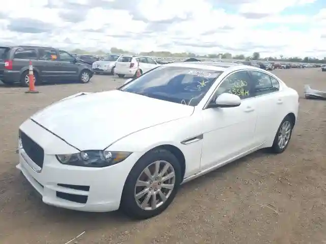 SAJAS4FXXKCP52723 2019 JAGUAR XE-1