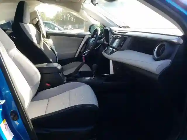 JTMRFREV6JJ741019 2018 TOYOTA RAV4 ADVENTURE-4
