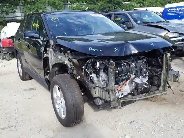 2T3RWRFV5LW068887 2020 TOYOTA RAV4 XLE-0