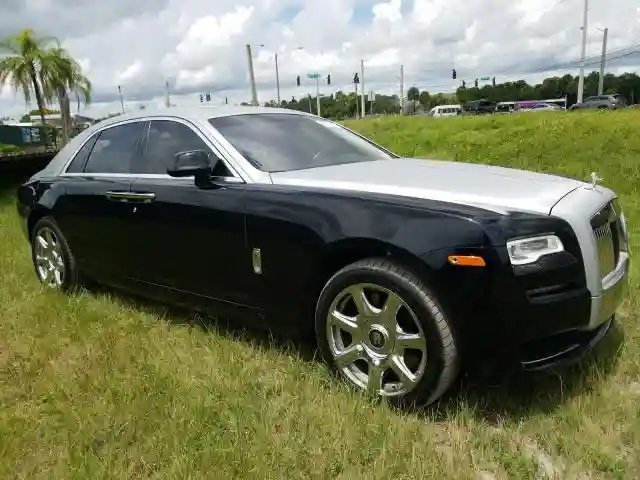 SCA664S5XGUX53635 2016 ROLLS-ROYCE GHOST-0