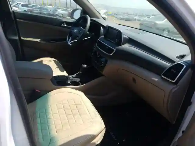 KM8J3CAL6KU972697 2019 HYUNDAI TUCSON LIMITED-4