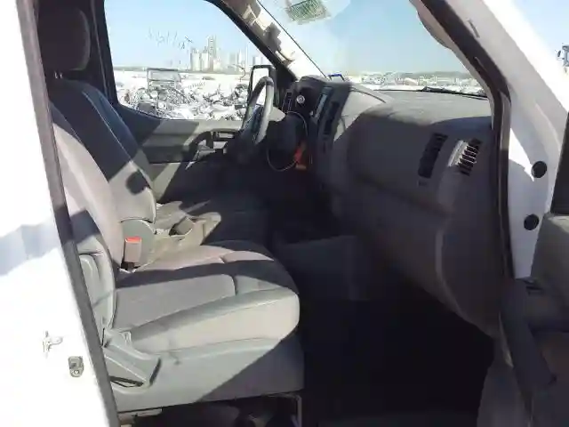 1N6AF0LYXKN811294 2019 NISSAN NV 2500 S-4