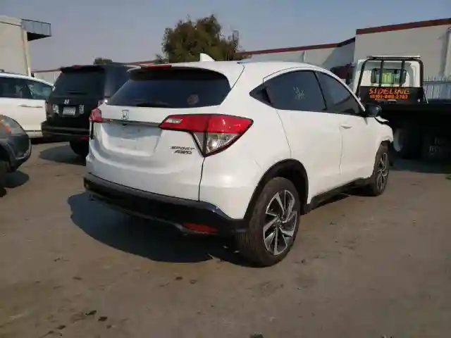 3CZRU6H19KM702839 2019 HONDA HR-V SPORT-3