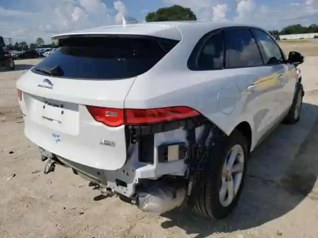 SADCJ2BV9HA084893 2017 JAGUAR F-PACE PREMIUM-3