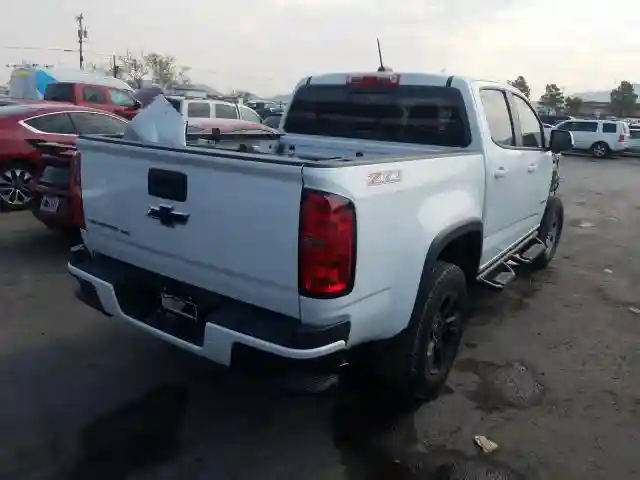1GCGSDEN5K1243675 2019 CHEVROLET COLORADO Z71-3