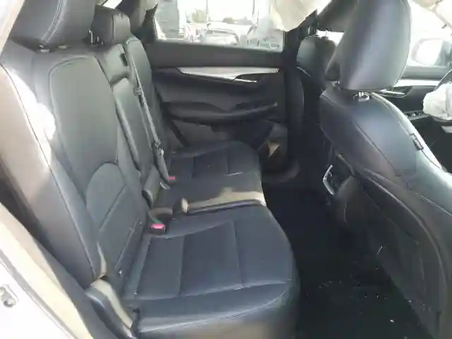 3PCAJ5M14KF134581 2019 INFINITI QX50 ESSENTIAL-5
