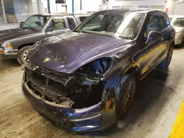 WP1AA2A24HKA84853 2017 PORSCHE CAYENNE-1