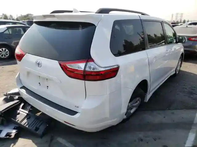 5TDKZ3DC6JS902476 2018 TOYOTA SIENNA LE-3