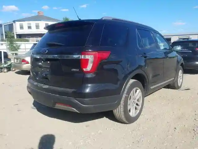 1FM5K8D87KGB25985 2019 FORD EXPLORER XLT-3