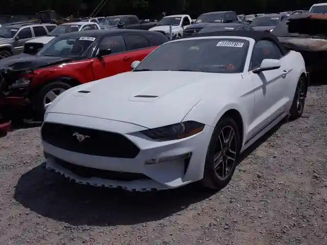 1FATP8UH5L5121384 2020 FORD MUSTANG-1