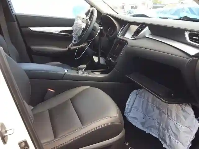 3PCAJ5M15KF132497 2019 INFINITI QX50 ESSENTIAL-4