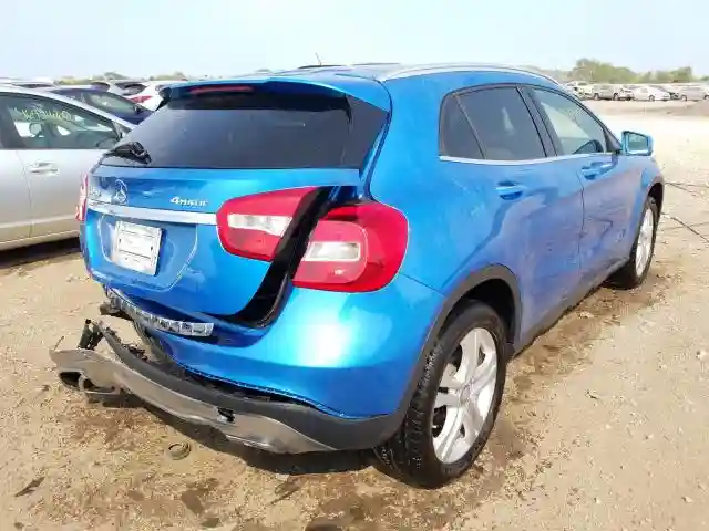WDCTG4GB2HJ329662 2017 MERCEDES-BENZ GLA 250 4MATIC-3
