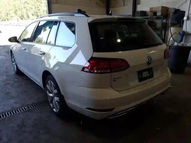 3VWY57AU3KM507373 2019 VOLKSWAGEN GOLF SPORTWAGEN S-2
