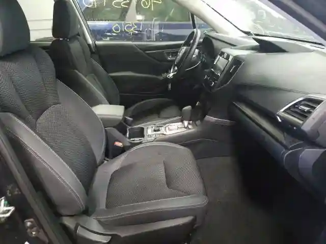 JF2SKAEC8KH433485 2019 SUBARU FORESTER P-4