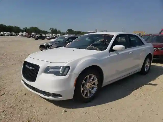 2C3CCABG9KH625939 2019 CHRYSLER 300 S-1