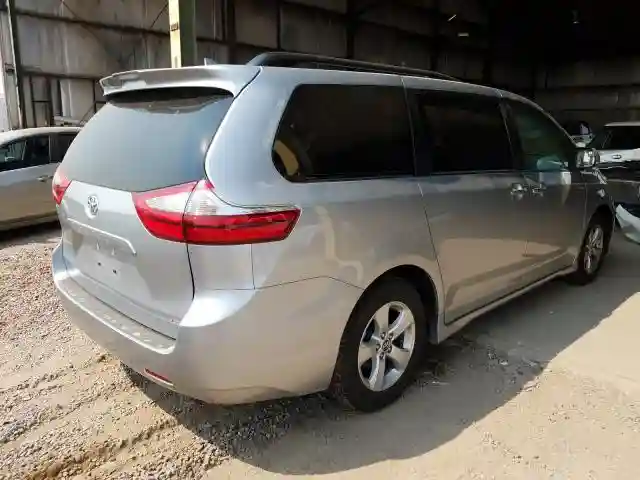 5TDKZ3DC1KS009228 2019 TOYOTA SIENNA LE-3